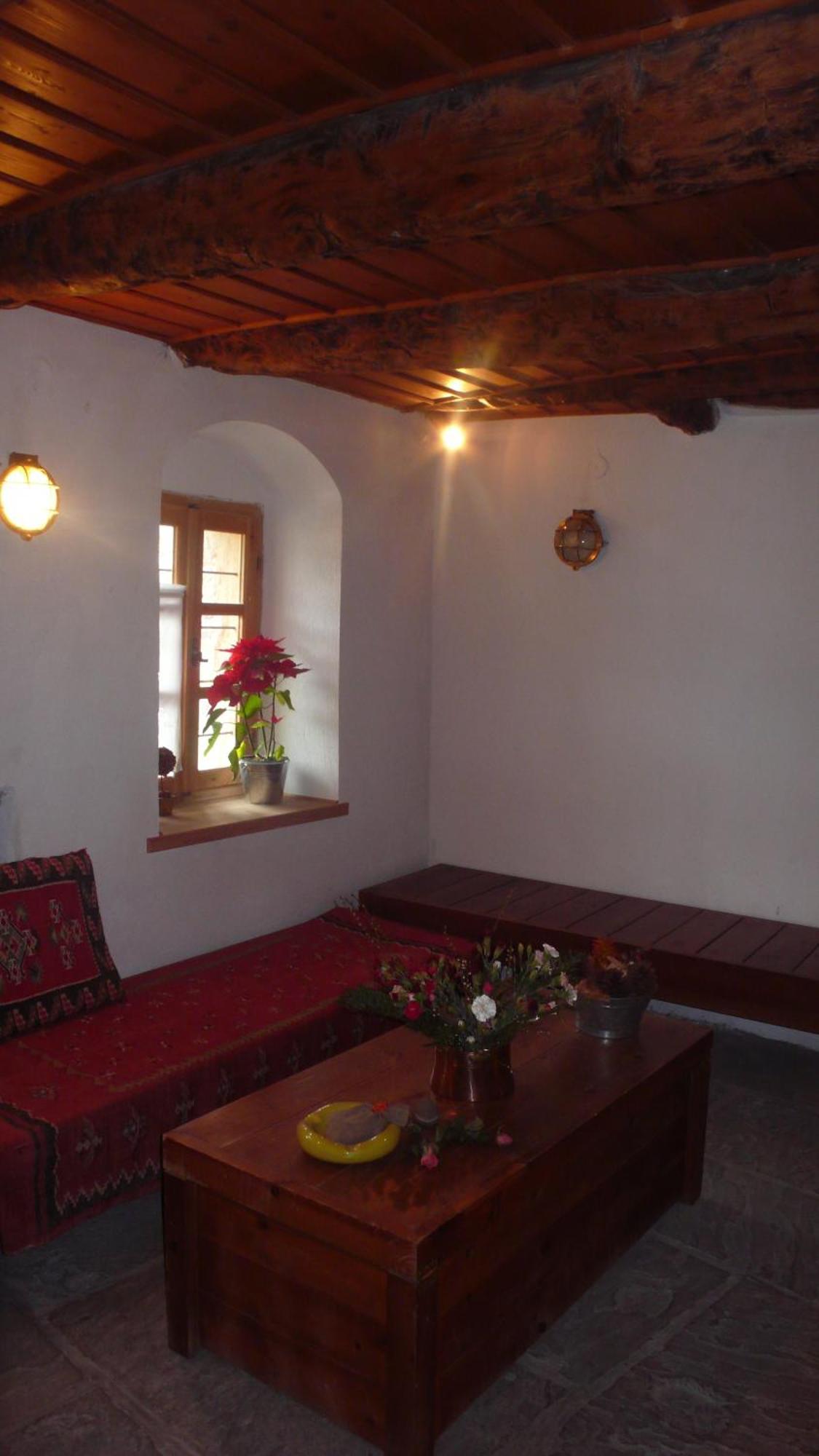 Guesthouse Ioannidis Papigko Exterior foto